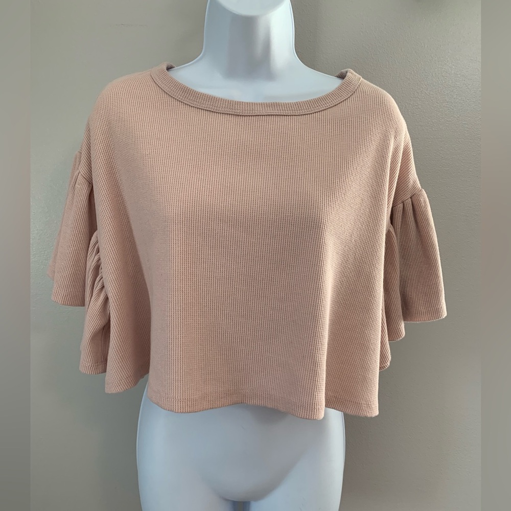 Coco & jaimeson  Ruffled Sleeve Crop Waffle Knit Top